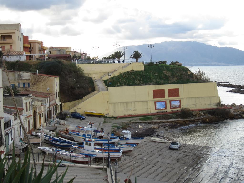 Casa Vacanze Daisy Trappeto  Dış mekan fotoğraf